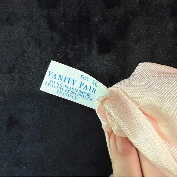 Vintage Vanity Fair Pink Nylon Slip Set – Size 30 Top & Large Bottom - Picture 7 of 7